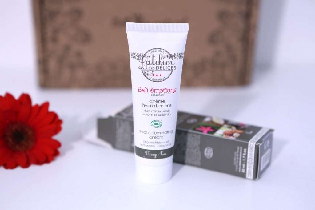 Crème  de jour Visage Hydra lumière BIO l'atelier des délices box belleaunaturel