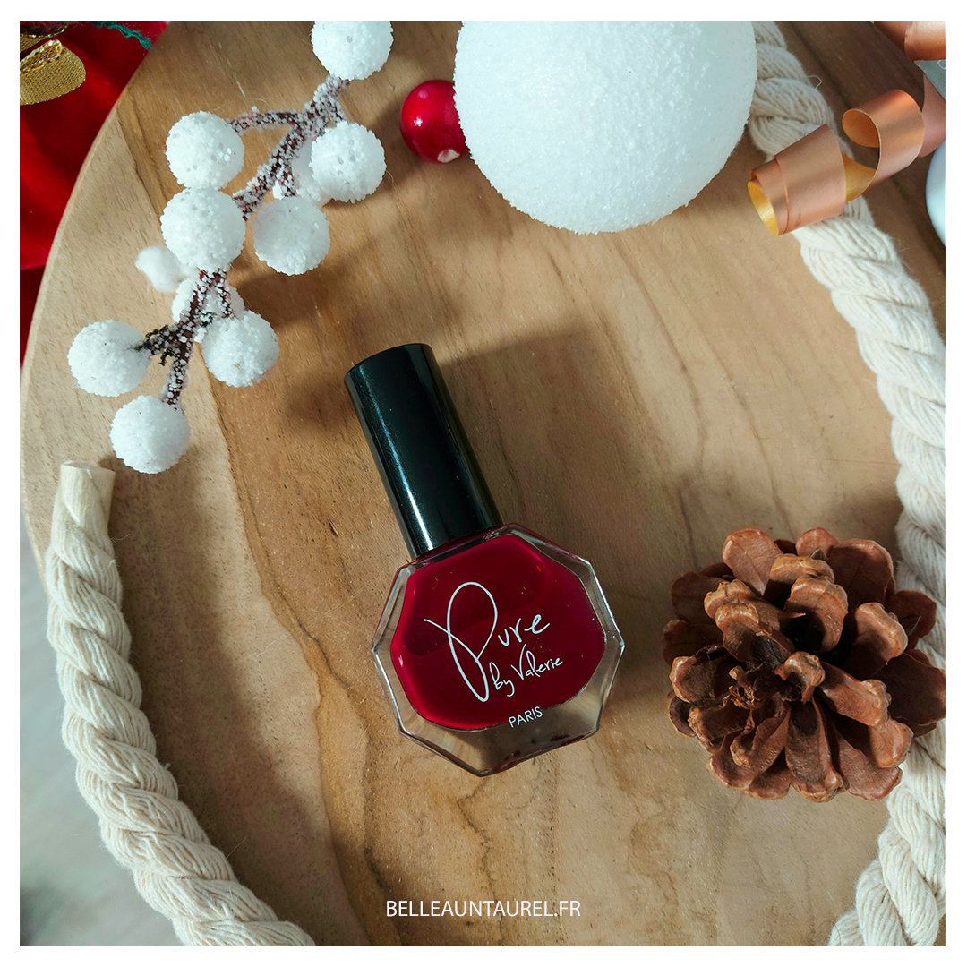 Vernis naturel rouge cerise de Pure by Valérie