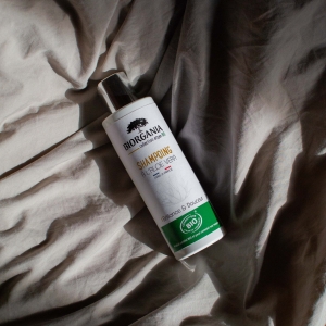 Shampoing doux à l'aloe vera bio - Cosmétique biologique BIORGANIA