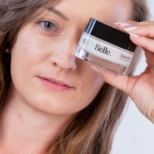 Gommage visage Biologique Éclat Divin - BELLE PARIS