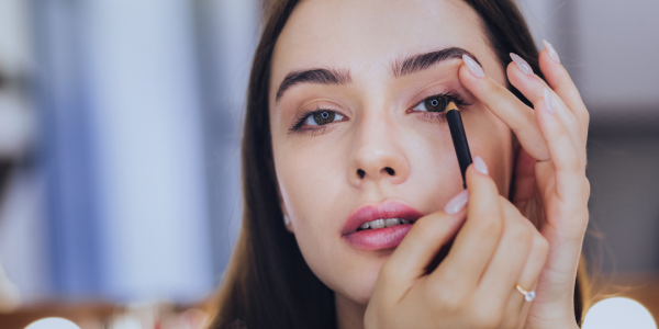 Comment faire un effet œil de biche ?
