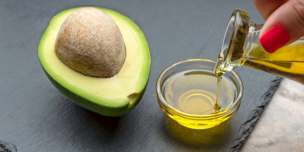 Pourquoi l'huile d'avocat est-elle un fruit précieux pour la beauté ?