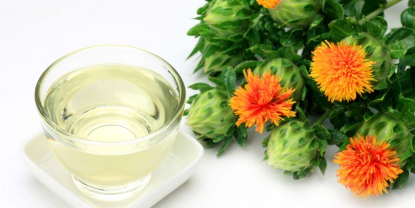 Comment intégrer l'huile de Carthame dans votre routine beauté ?