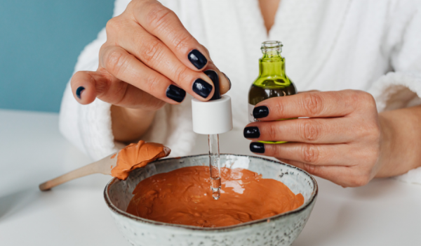 6 recettes de masques détox maison pour une peau fraîche et purifiée