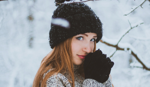 10 cosmétiques indispensables pour les vacances d'hiver