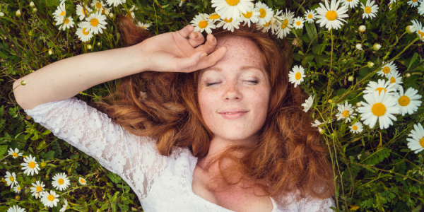 10 cosmétiques beauté bio indispensables au printemps