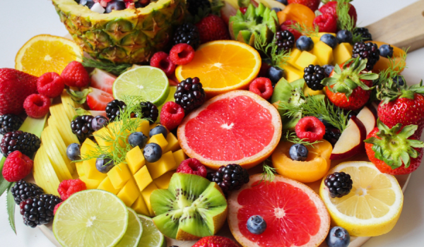 Beauté naturelle : pourquoi les fruits frais méritent une vraie place au quotidien