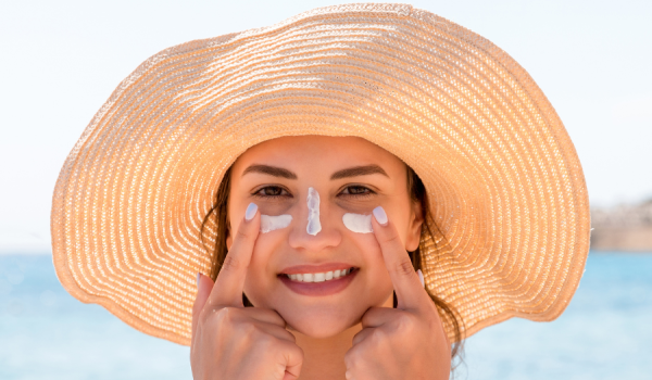 Crèmes solaires bio : pourquoi les choisir pour votre santé et la planète